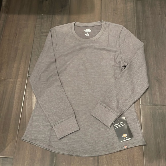 Dickies Tops - Dickies Thermal shirt